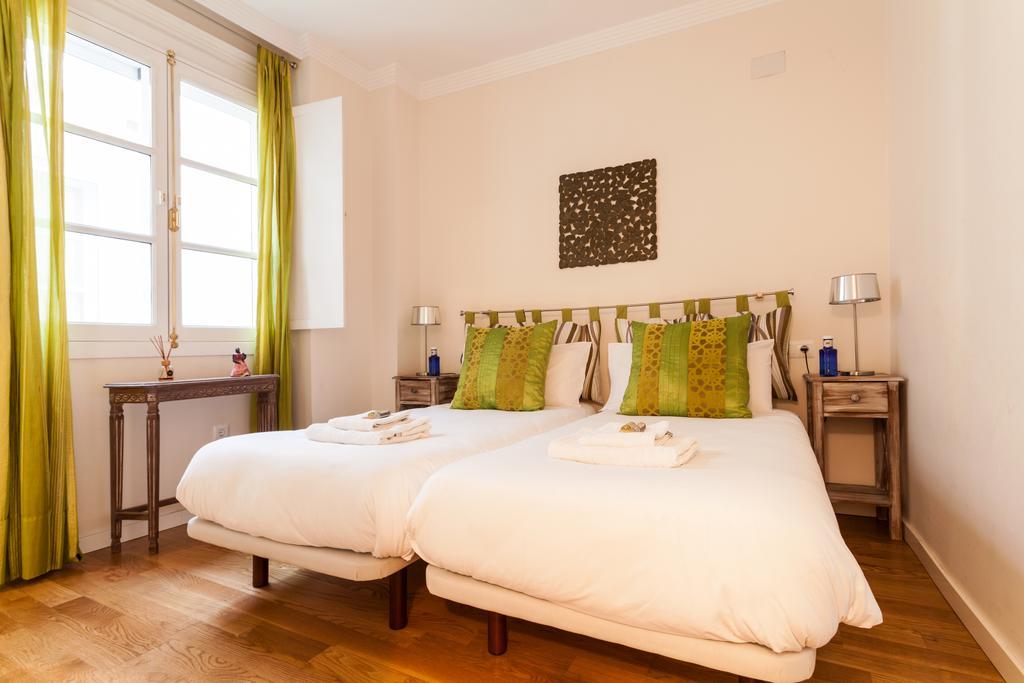 City Rooftop Paradise - Space Maison Apartments Sevilla Rom bilde